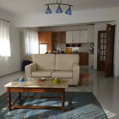 A 4min Da Com Lareira Сан-Мартинью-ду-Порту